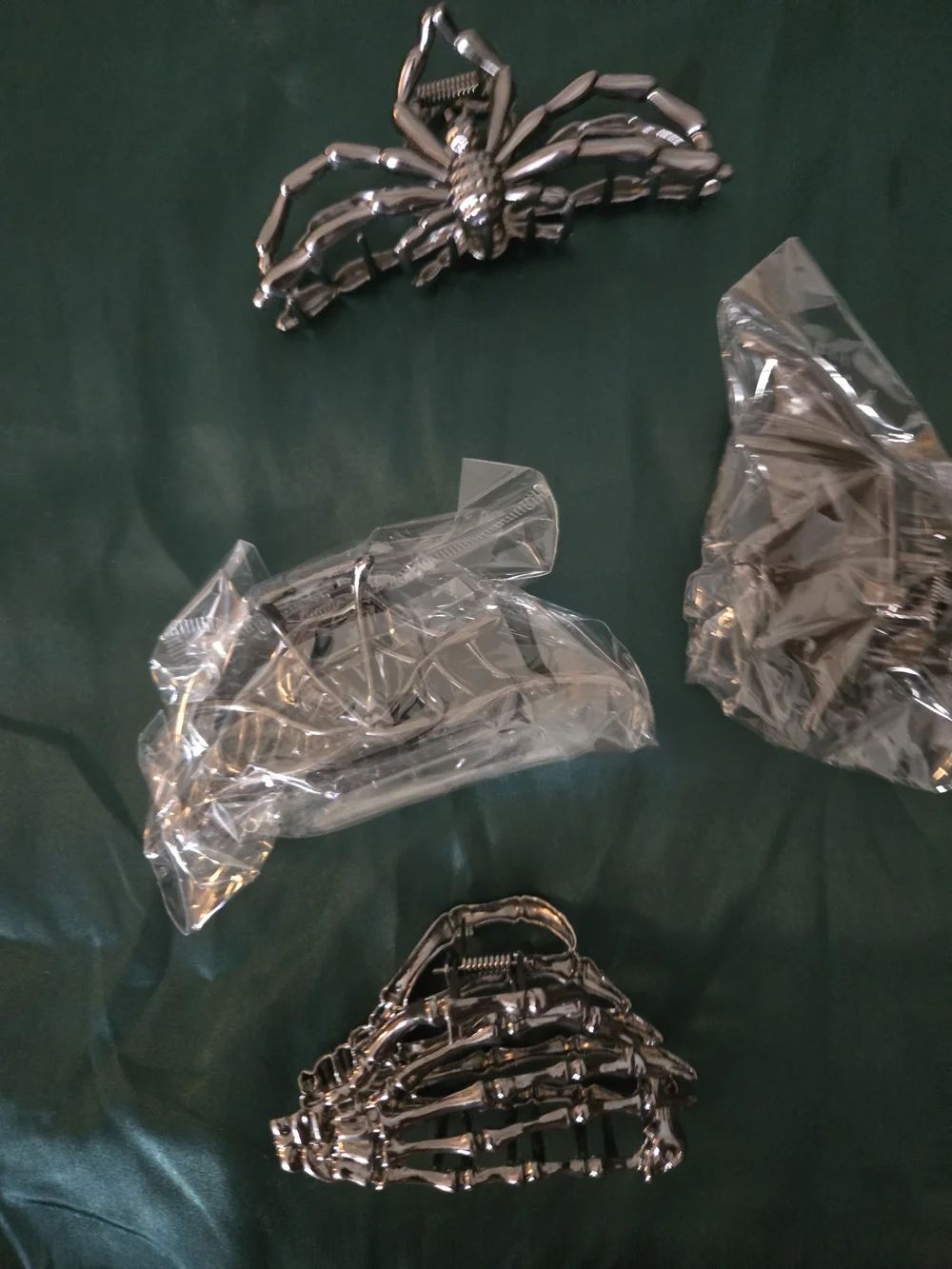 Silver Ornate Metal Hair Claw Clips - Asst. Spiders, Dragons & Skelington Hands